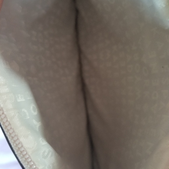 Kate spade wristlet - Picture 3 of 3